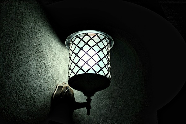 Affordable Wall Decor Ideas: Decorative Wall Sconces and More